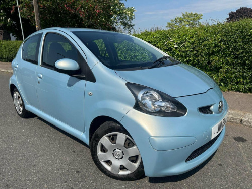 Toyota AYGO  1.0 VVT-i + Euro 4 5dr