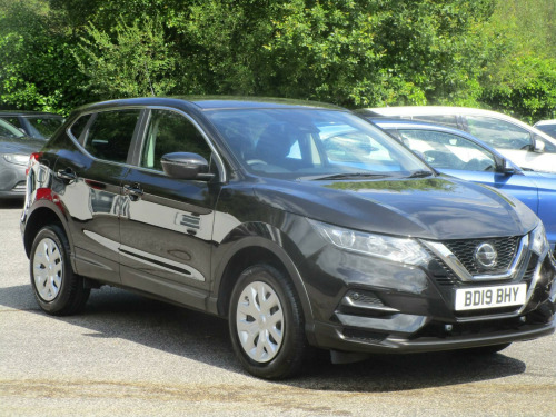 Nissan Qashqai  1.3 DIG-T Visia Euro 6 (s/s) 5dr