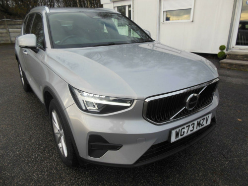 Volvo XC40  2.0 B3 MHEV Core DCT Auto Euro 6 (s/s) 5dr 