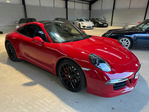 Porsche 911  Carrera 4 GTS  PDK