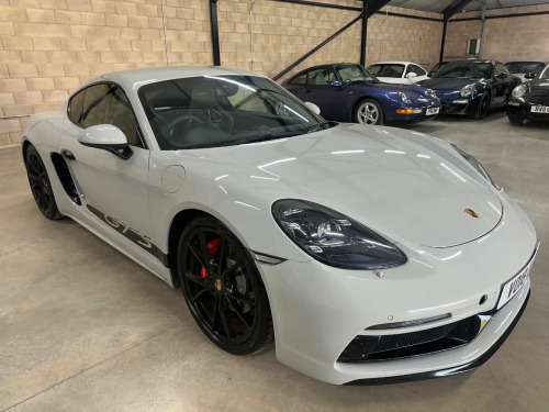 Porsche Cayman 2.5 GTS