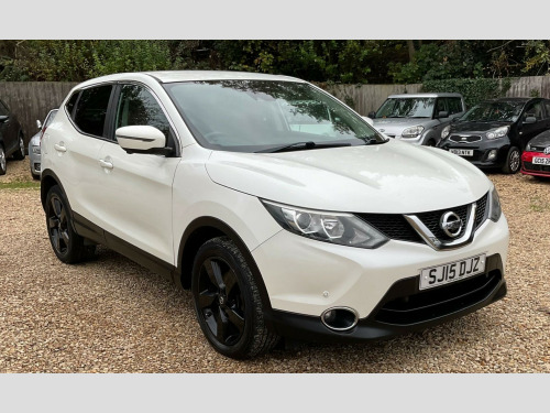 Nissan Qashqai  1.5 dCi n-tec 2WD Euro 5 (s/s) 5dr