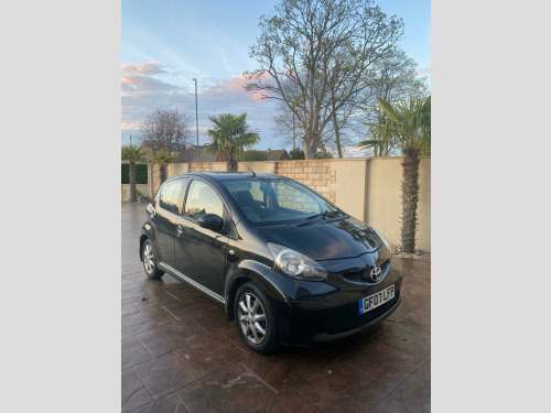 Toyota AYGO  1.0 VVT-i Black Euro 4 5dr
