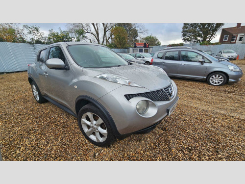 Nissan Juke  1.6 Acenta