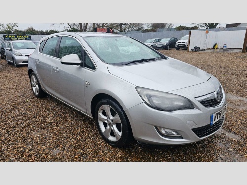 Vauxhall Astra  1.6 16v SRi