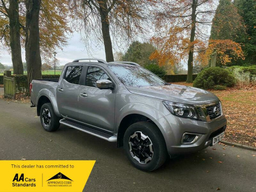 Nissan Navara  2.3 dCi Tekna Pickup Double Cab 4dr Diesel Manual 4WD Euro 6 (s/s) (190 ps)