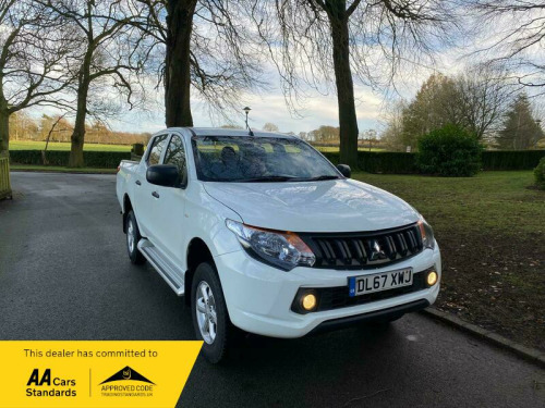 Mitsubishi L200  2.4 DI-D DC 4Life Pickup Double Cab 4dr Diesel Manual 4WD Euro 6 (s/s) (151