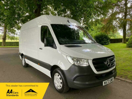 Mercedes-Benz Sprinter 2.0 315 CDI Premium Panel Van 5dr Diesel Manual RWD L2 H2 Euro 6 (s/s) (150