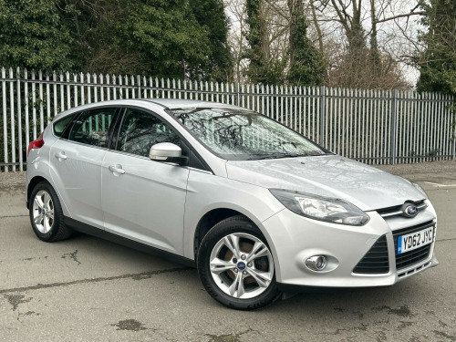 Ford Focus  1.6 Zetec Euro 5 5dr