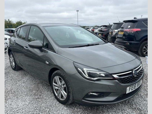 Vauxhall Astra  1.6 CDTi ecoTEC BlueInjection Tech Line Nav Euro 6 5dr