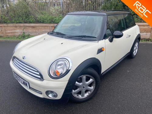 MINI Hatch  1.6 Cooper 3dr