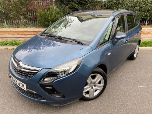 Vauxhall Zafira Tourer  2.0 CDTi Exclusiv MPV 5dr Diesel Auto Euro 5 (165 ps)