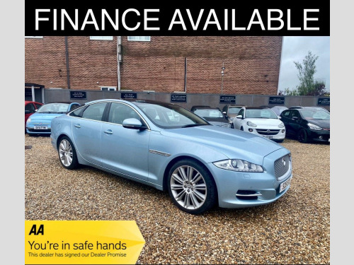 Jaguar XJ  3.0d V6 Portfolio Auto 4dr