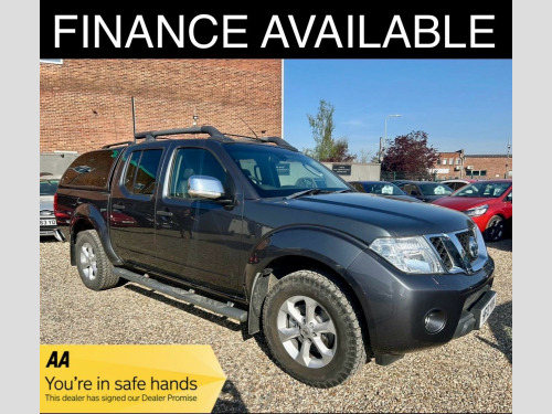 Nissan Navara  2.5 dCi Tekna 4WD Euro 5 4dr