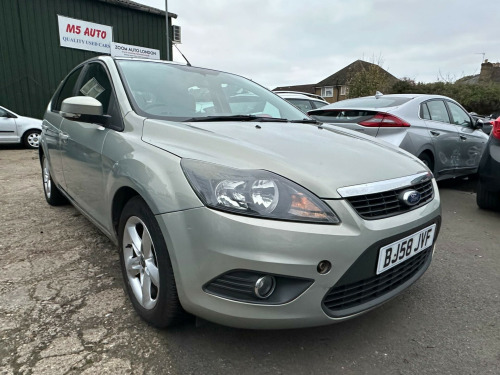 Ford Focus  1.6 Zetec 5dr