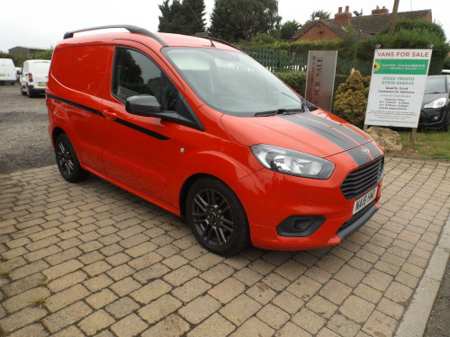 Ford Transit Courier  1.5 TDCi Sport