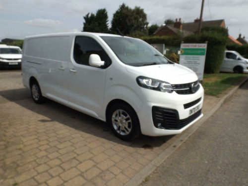 Vauxhall Vivaro  1.5 Turbo D 2900 Sportive