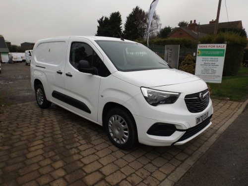 Vauxhall Combo  1.5 Turbo D 2300 Sportive 