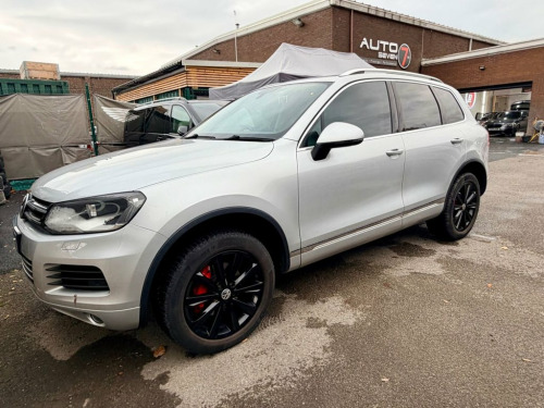 Volkswagen Touareg  3.0 TDI V6 BlueMotion Tech SE SUV 5dr Diesel Tiptr