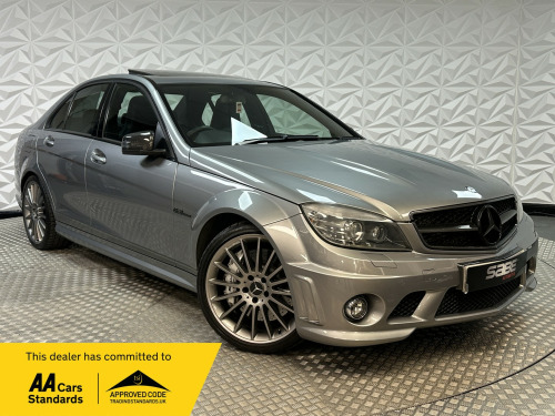 Mercedes-Benz C-Class  6.3 C63 V8 AMG 