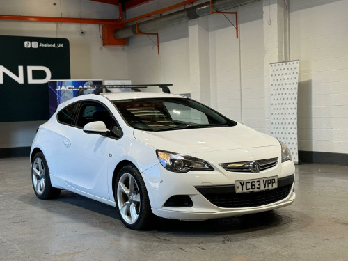 Vauxhall Astra GTC  2.0 CDTi Sport