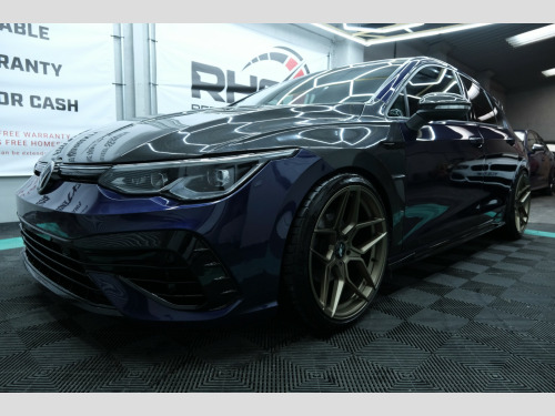 Volkswagen Golf  1.5 TSI R-Line