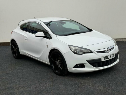 Vauxhall Astra GTC  2.0 CDTi SRi Coupe 3dr Diesel Manual Euro 5 (s/s) 