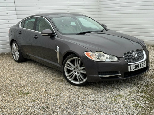 Jaguar XF  3.0d S V6 Portfolio Saloon 4dr Diesel Auto Euro 5  
