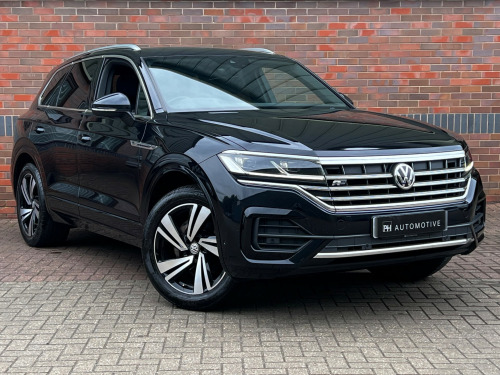 Volkswagen Touareg  3.0 TDI V6 R-Line Tech SUV 5dr Diesel Tiptronic 4Motion Euro 6 (s/s) (231 p