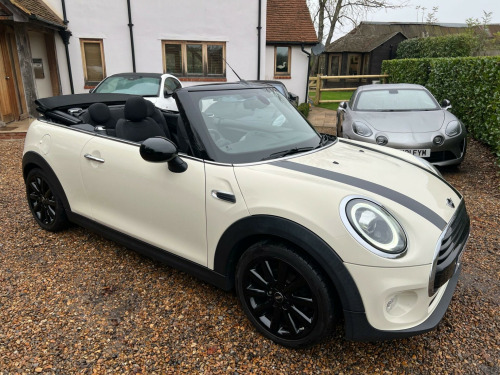 MINI Convertible  1.5 Cooper Steptronic Euro 6 (s/s) 2dr