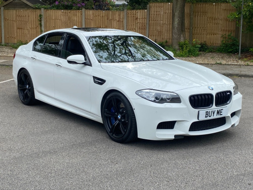 BMW M5  M5 4dr DCT [Competition Pack]