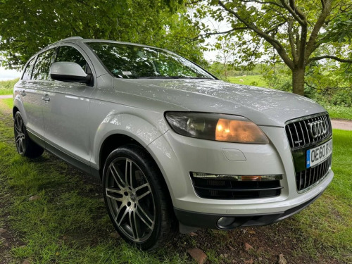 Audi Q7  3.0 TDI QUATTRO SE 5d 240 BHP