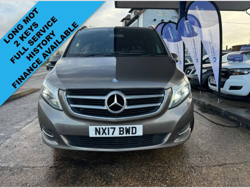 Mercedes-Benz V-Class  2.2 V250d BlueTEC Sport MPV 5dr Diesel G-Tronic+ E