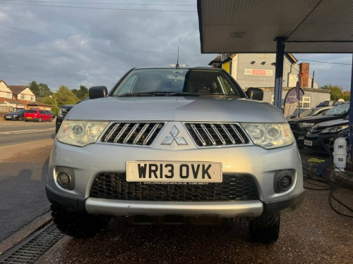Mitsubishi L200  2.5 DI-D 4Life Club Pickup Extended Cab 2dr Diesel