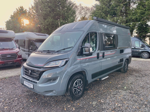 Auto-Trail V-Line  669S  Lux Pack + Awning 