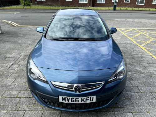 Vauxhall Astra  SRI CDTI S/S 3-Door