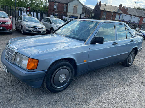 Mercedes-Benz 190 2.0 4-Door
