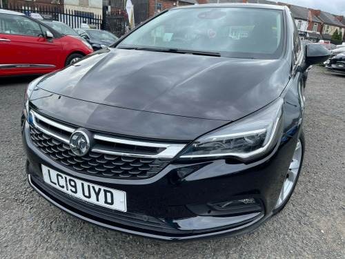 Vauxhall Astra  SRI NAV S/S 5-Door