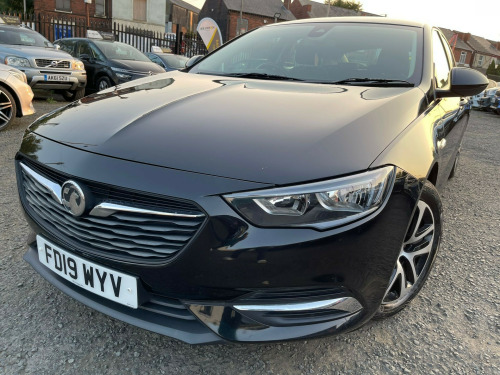 Vauxhall Insignia  DESIGN NAV 5-Door