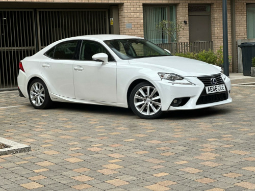 Lexus IS  2.5 300h Advance E-CVT Euro 6 (s/s) 4dr