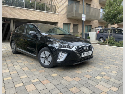 Hyundai IONIQ  1.6 h-GDi Premium DCT Euro 6 (s/s) 5dr