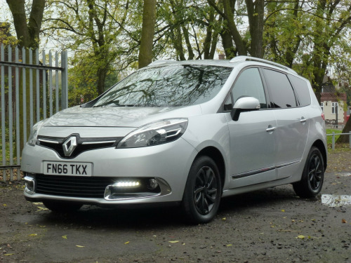 Renault Grand Scenic  DYNAMIQUE NAV DCI 5-Door