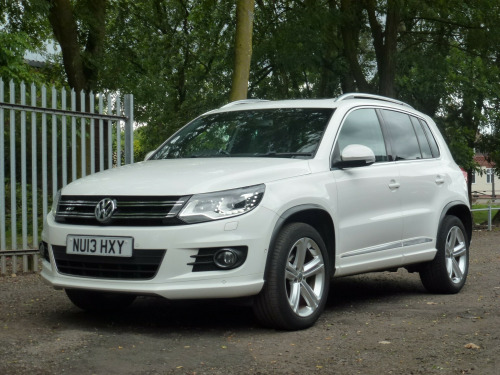 Volkswagen Tiguan  2.0 TDi BlueMotion Tech R-Line 5dr