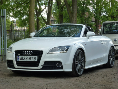 Audi TT  2.0 TDI Quattro S Line 2dr [2011]