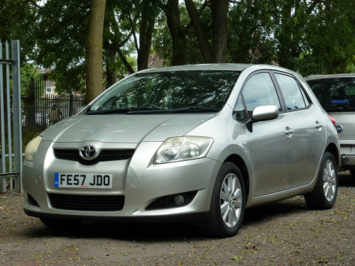 Toyota Auris  1.6 VVTi T Spirit 5dr