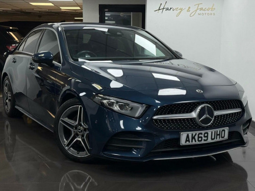 Mercedes-Benz A-Class A220 2.0 A220 AMG Line (Premium) 7G-DCT Euro 6 (s/s) 4dr 