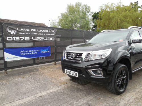 Nissan Navara  Double Cab Pick Up Trek-1 2.3dCi 190 4WD Auto