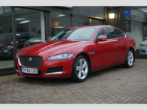 Jaguar XF  2.0d Portfolio Auto Euro 6 (s/s) 4dr