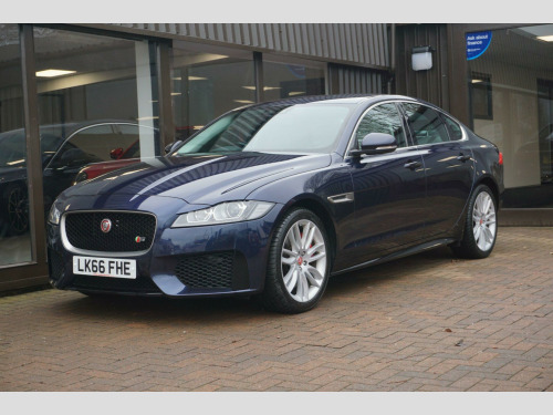 Jaguar XF  3.0 V6 S Auto Euro 6 (s/s) 4dr 
