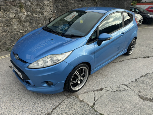 Ford Fiesta  1.6 Zetec S Hatchback 3dr Petrol Manual (139 g/km, 118 bhp)